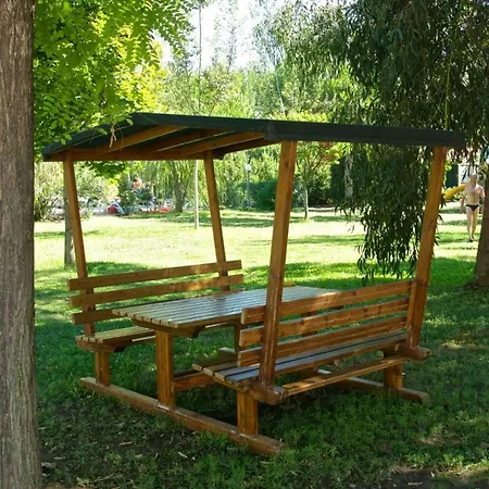 אתר נופש Bungalow Bc *